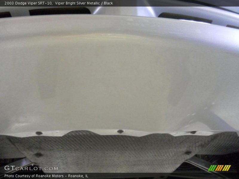 Viper Bright Silver Metallic / Black 2003 Dodge Viper SRT-10