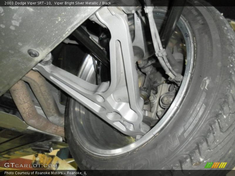 Viper Bright Silver Metallic / Black 2003 Dodge Viper SRT-10