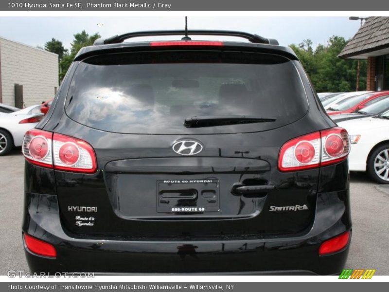 Phantom Black Metallic / Gray 2010 Hyundai Santa Fe SE