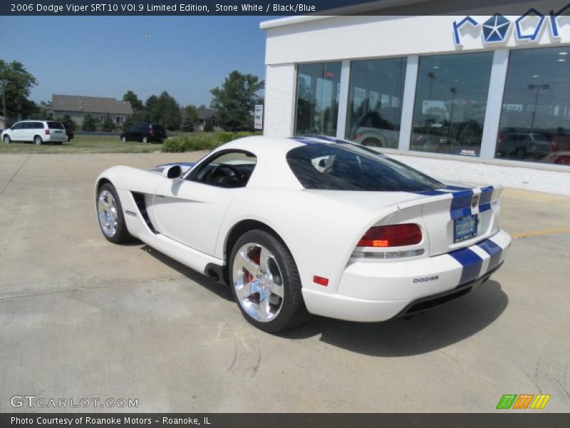 Stone White / Black/Blue 2006 Dodge Viper SRT10 VOI.9 Limited Edition
