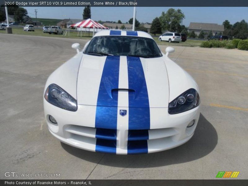 Stone White / Black/Blue 2006 Dodge Viper SRT10 VOI.9 Limited Edition