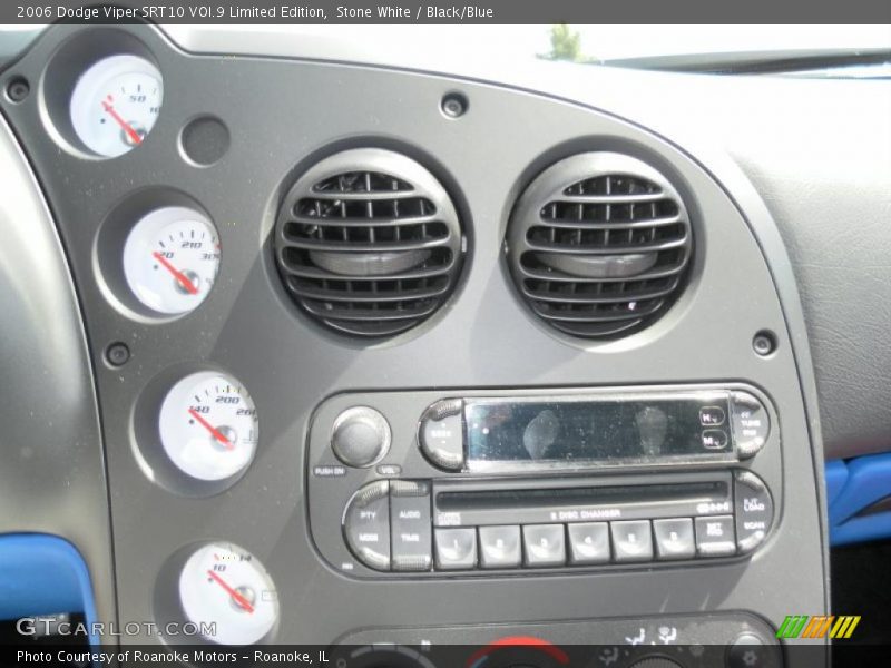 Stone White / Black/Blue 2006 Dodge Viper SRT10 VOI.9 Limited Edition