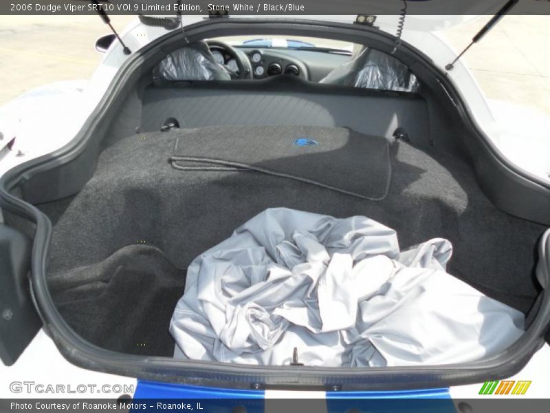 Stone White / Black/Blue 2006 Dodge Viper SRT10 VOI.9 Limited Edition