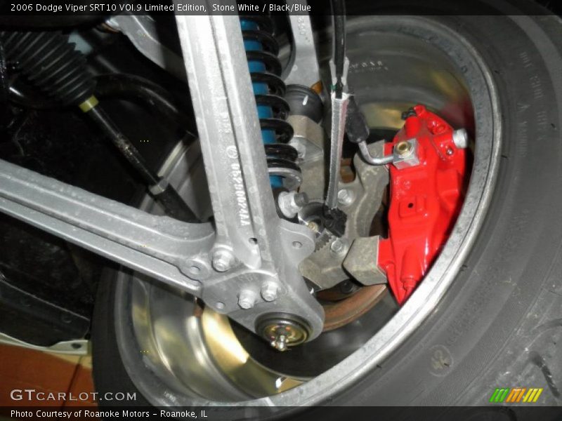 Stone White / Black/Blue 2006 Dodge Viper SRT10 VOI.9 Limited Edition