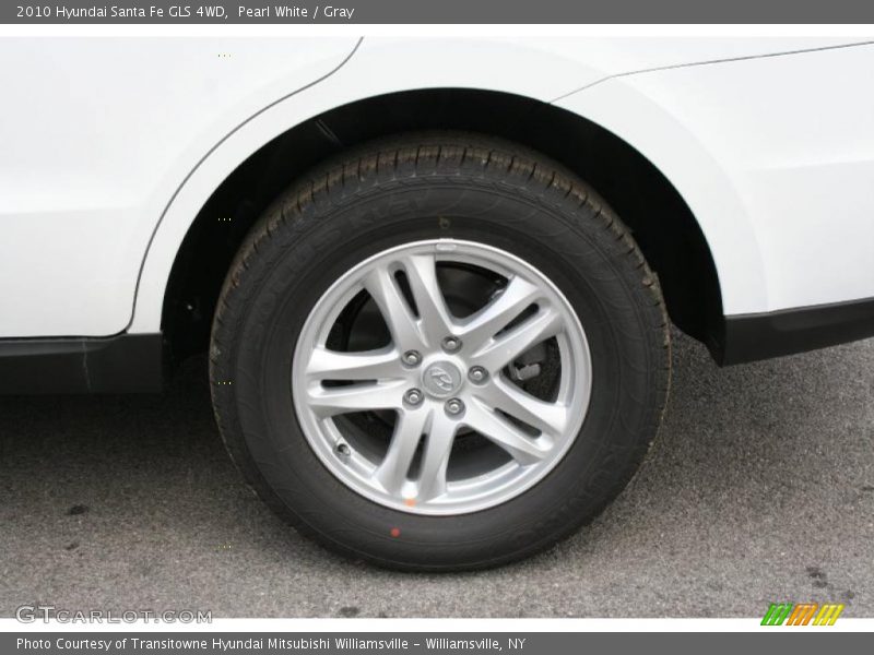 Pearl White / Gray 2010 Hyundai Santa Fe GLS 4WD