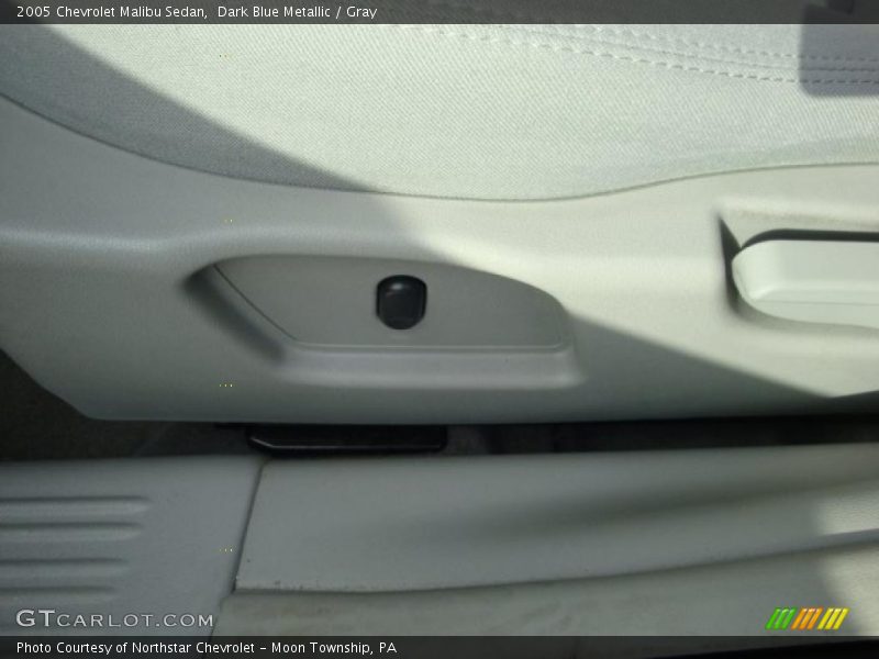 Dark Blue Metallic / Gray 2005 Chevrolet Malibu Sedan