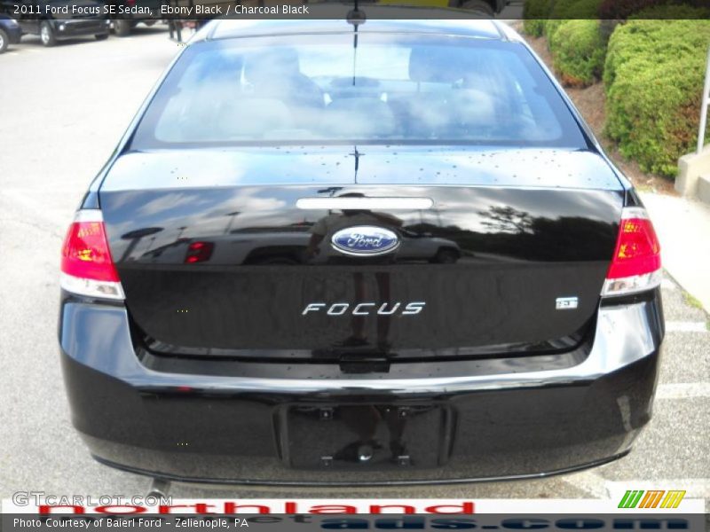 Ebony Black / Charcoal Black 2011 Ford Focus SE Sedan