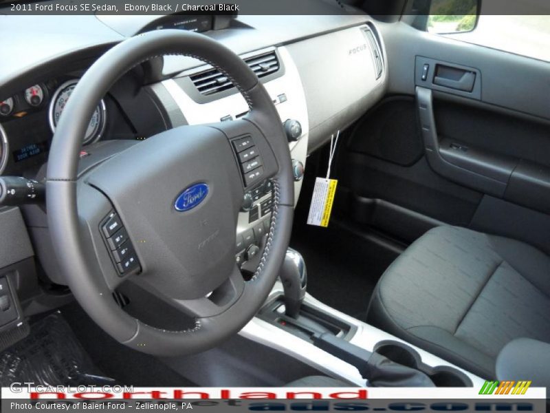 Ebony Black / Charcoal Black 2011 Ford Focus SE Sedan