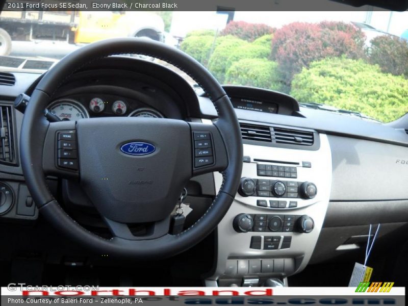 Ebony Black / Charcoal Black 2011 Ford Focus SE Sedan