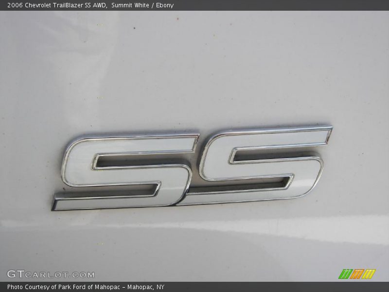 Summit White / Ebony 2006 Chevrolet TrailBlazer SS AWD