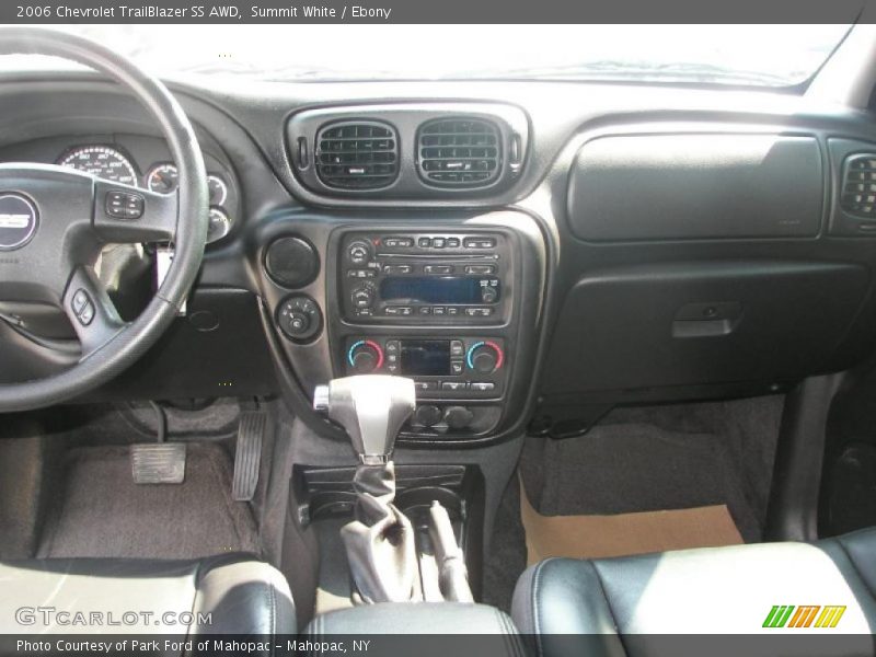 Summit White / Ebony 2006 Chevrolet TrailBlazer SS AWD