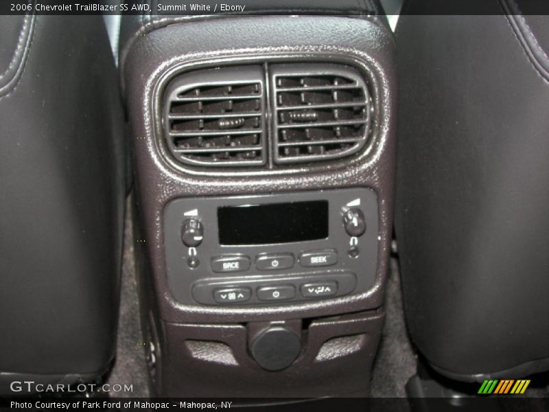 Summit White / Ebony 2006 Chevrolet TrailBlazer SS AWD