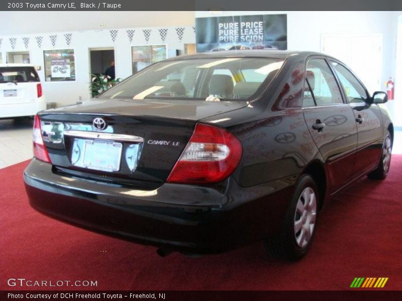 Black / Taupe 2003 Toyota Camry LE