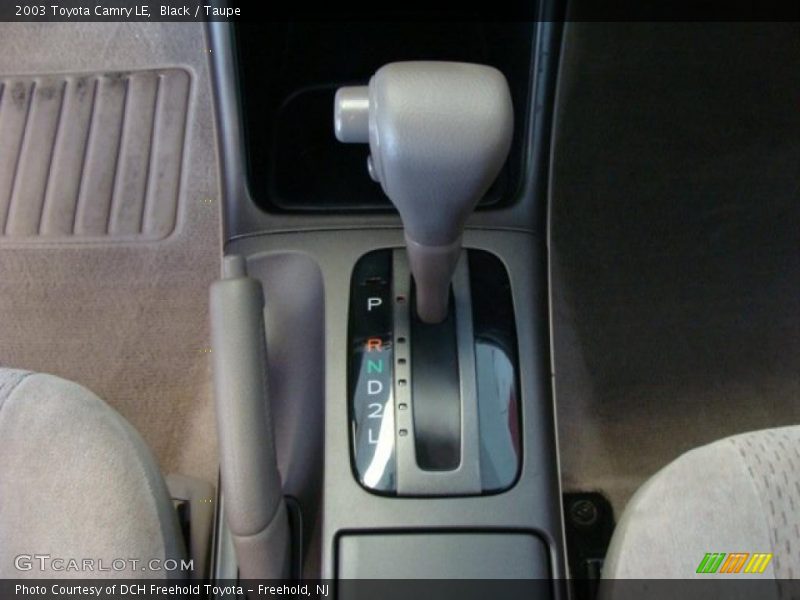 Black / Taupe 2003 Toyota Camry LE
