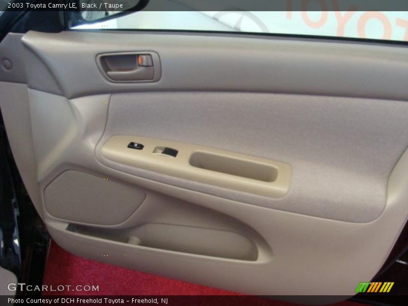 Black / Taupe 2003 Toyota Camry LE