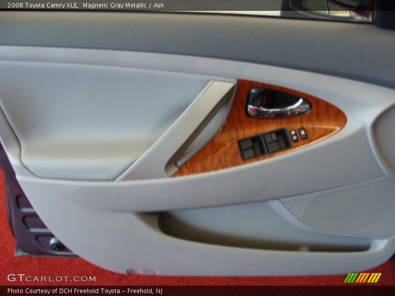 Magnetic Gray Metallic / Ash 2008 Toyota Camry XLE