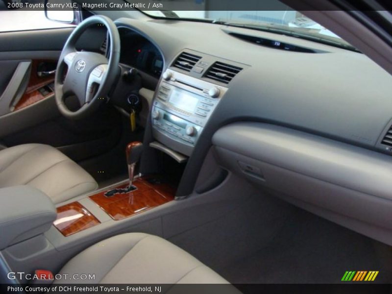 Magnetic Gray Metallic / Ash 2008 Toyota Camry XLE