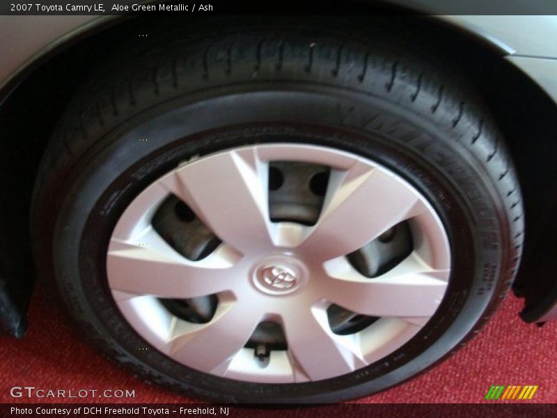 Aloe Green Metallic / Ash 2007 Toyota Camry LE