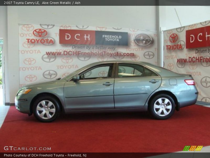 Aloe Green Metallic / Ash 2007 Toyota Camry LE