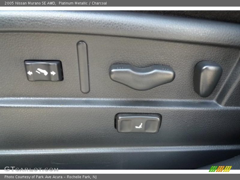 Platinum Metallic / Charcoal 2005 Nissan Murano SE AWD