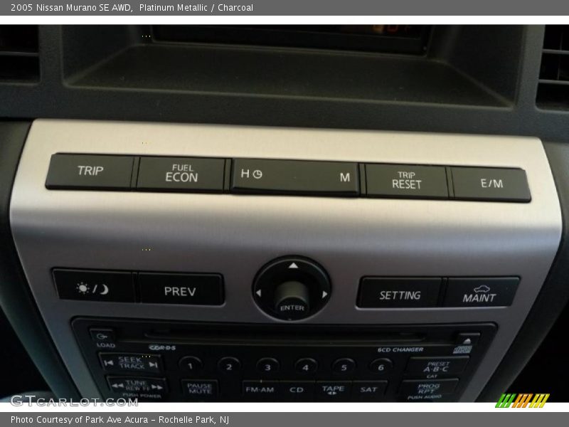 Platinum Metallic / Charcoal 2005 Nissan Murano SE AWD