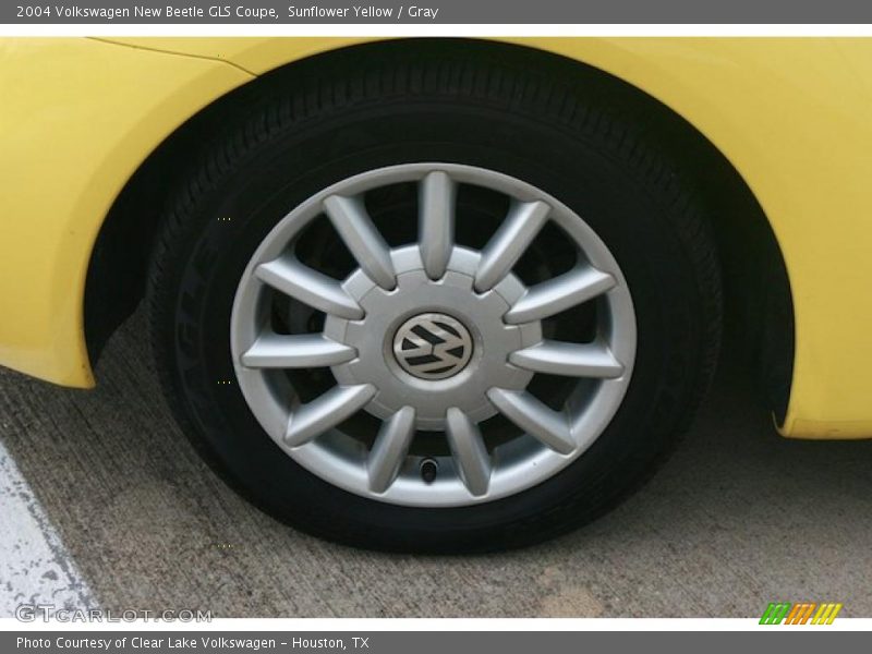 Sunflower Yellow / Gray 2004 Volkswagen New Beetle GLS Coupe