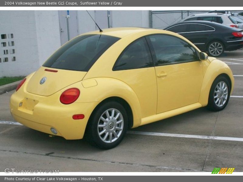 Sunflower Yellow / Gray 2004 Volkswagen New Beetle GLS Coupe