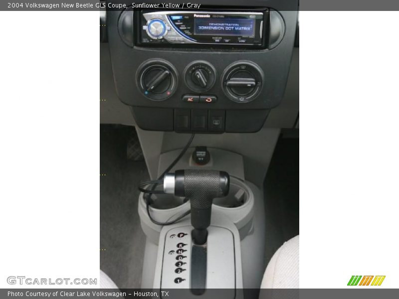 Sunflower Yellow / Gray 2004 Volkswagen New Beetle GLS Coupe