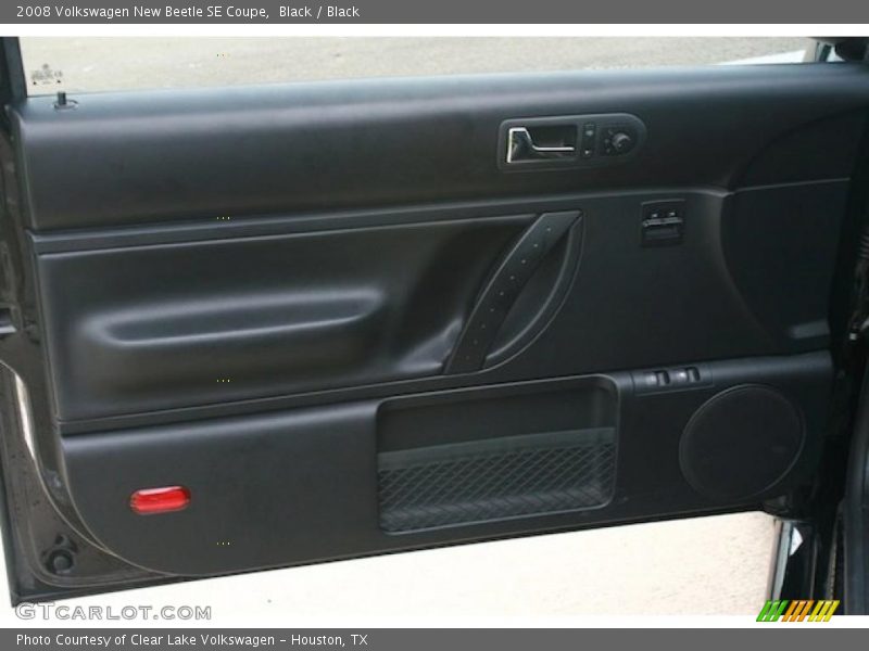 Door Panel of 2008 New Beetle SE Coupe