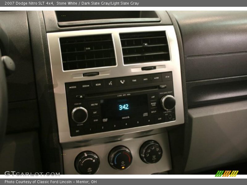 Stone White / Dark Slate Gray/Light Slate Gray 2007 Dodge Nitro SLT 4x4