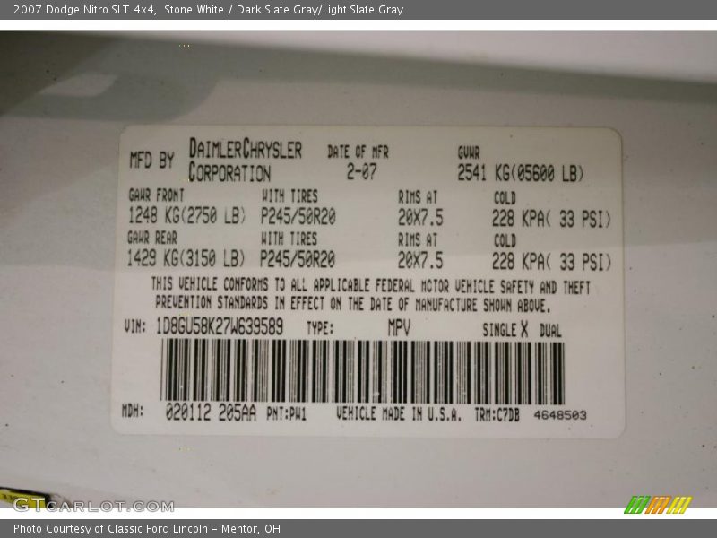 Stone White / Dark Slate Gray/Light Slate Gray 2007 Dodge Nitro SLT 4x4