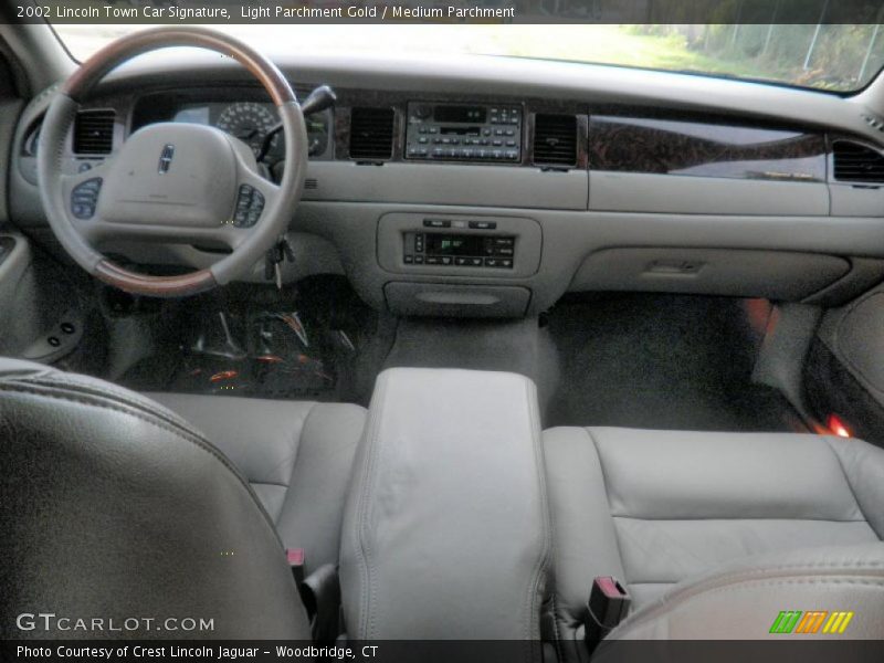 Light Parchment Gold / Medium Parchment 2002 Lincoln Town Car Signature