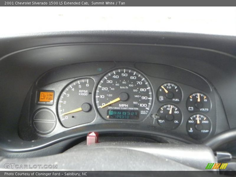 Summit White / Tan 2001 Chevrolet Silverado 1500 LS Extended Cab