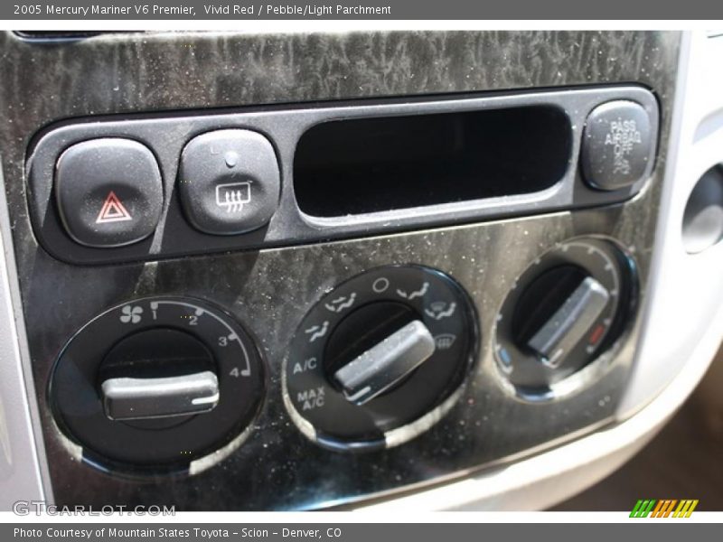 Vivid Red / Pebble/Light Parchment 2005 Mercury Mariner V6 Premier