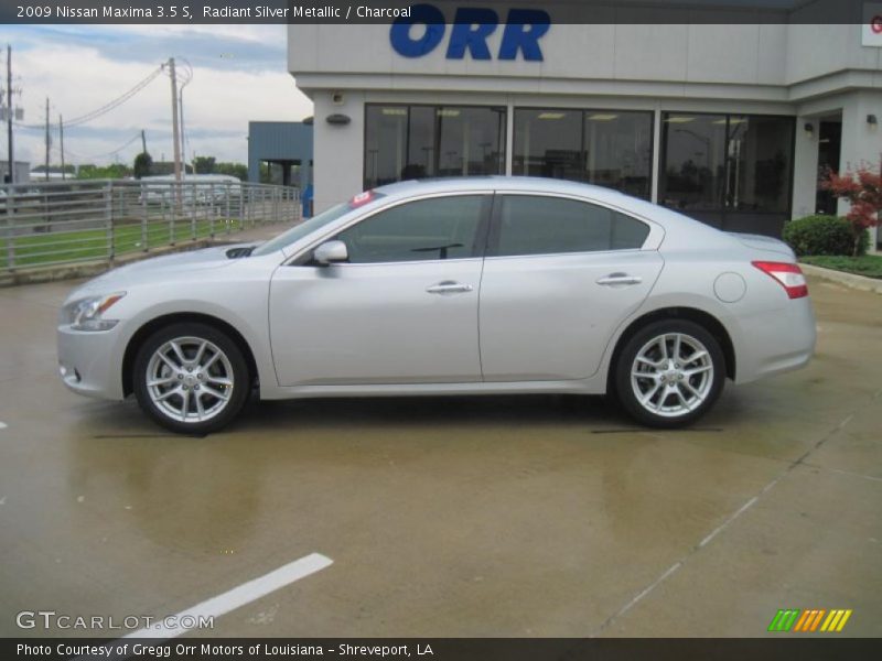 Radiant Silver Metallic / Charcoal 2009 Nissan Maxima 3.5 S