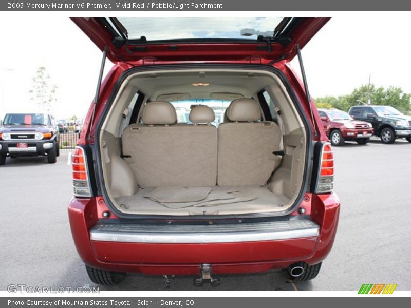 Vivid Red / Pebble/Light Parchment 2005 Mercury Mariner V6 Premier
