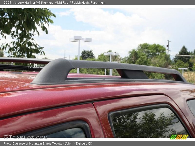 Vivid Red / Pebble/Light Parchment 2005 Mercury Mariner V6 Premier