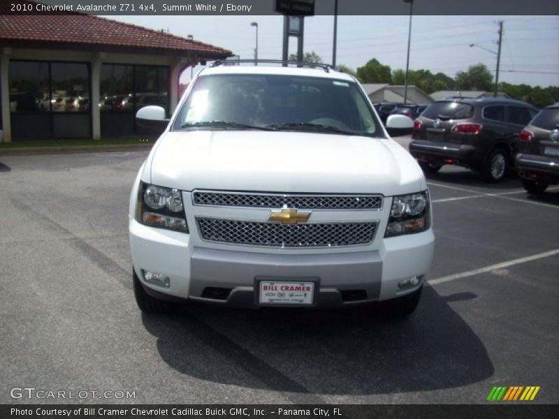 Summit White / Ebony 2010 Chevrolet Avalanche Z71 4x4