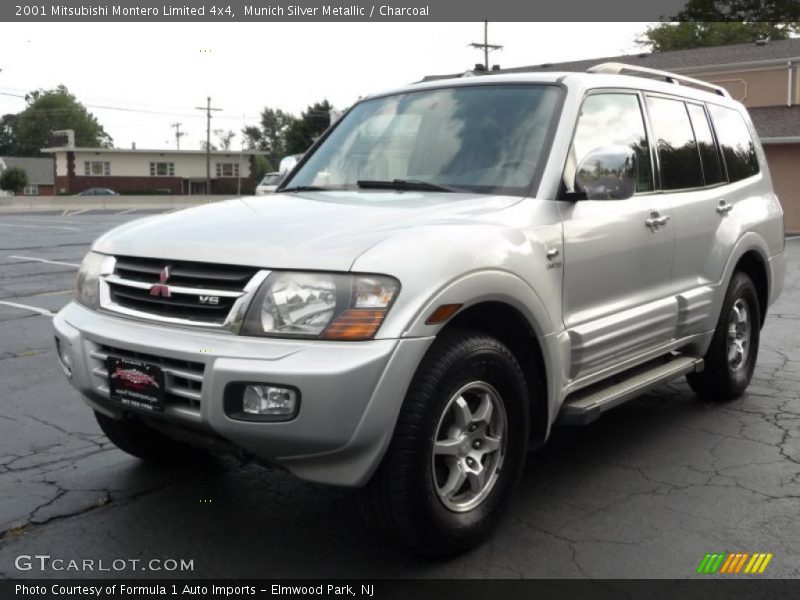 Munich Silver Metallic / Charcoal 2001 Mitsubishi Montero Limited 4x4