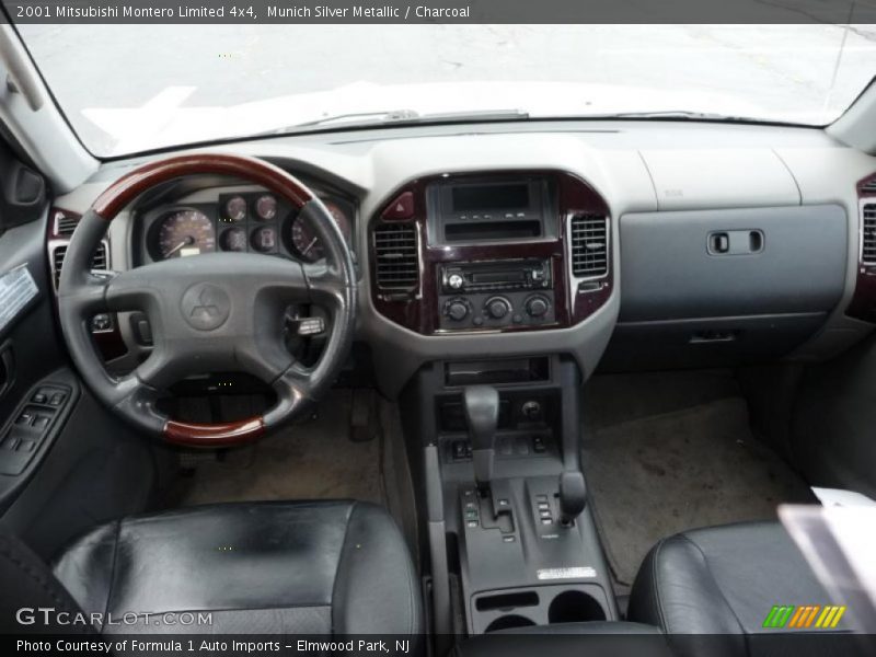 Munich Silver Metallic / Charcoal 2001 Mitsubishi Montero Limited 4x4