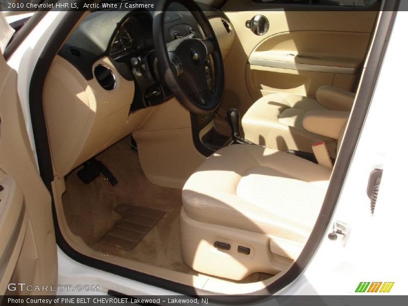 Arctic White / Cashmere 2010 Chevrolet HHR LS