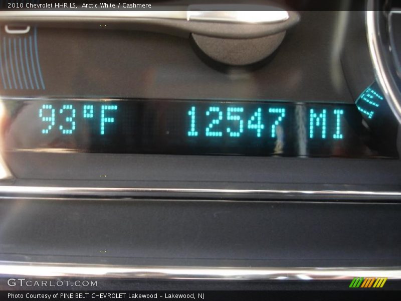 Arctic White / Cashmere 2010 Chevrolet HHR LS