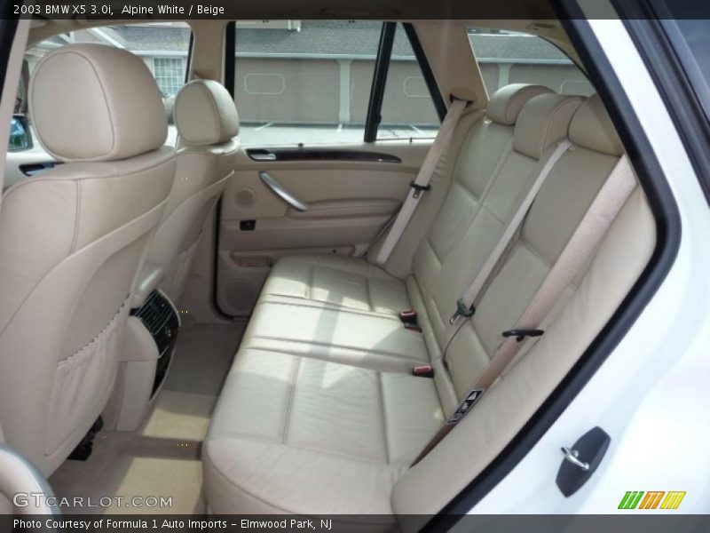 Alpine White / Beige 2003 BMW X5 3.0i