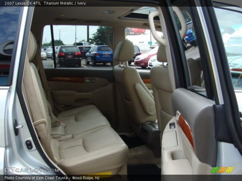 Titanium Metallic / Ivory 2007 Lexus GX 470
