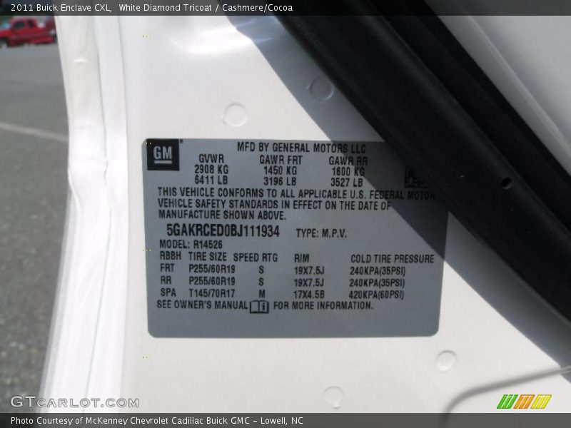 White Diamond Tricoat / Cashmere/Cocoa 2011 Buick Enclave CXL