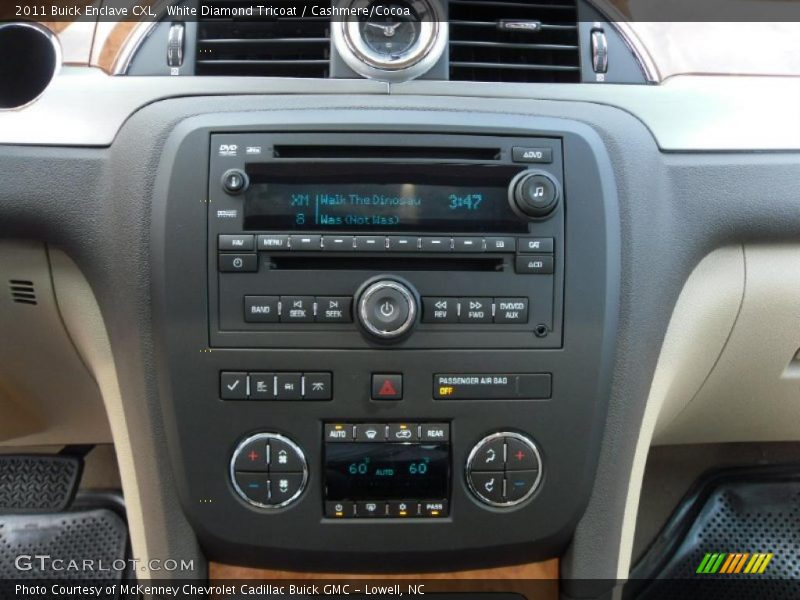 White Diamond Tricoat / Cashmere/Cocoa 2011 Buick Enclave CXL