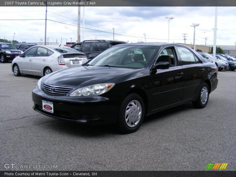 Magnetic Gray Metallic / Ash 2007 Toyota Camry LE