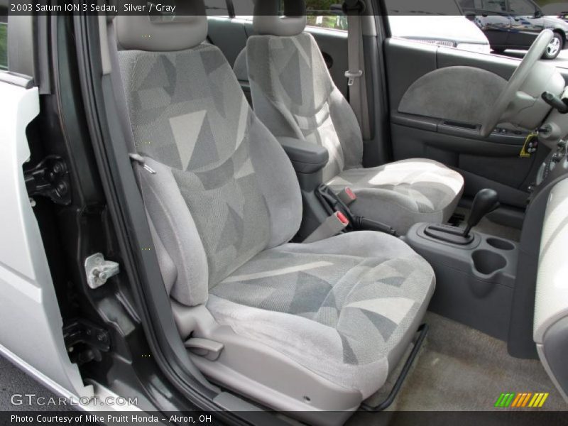 Silver / Gray 2003 Saturn ION 3 Sedan