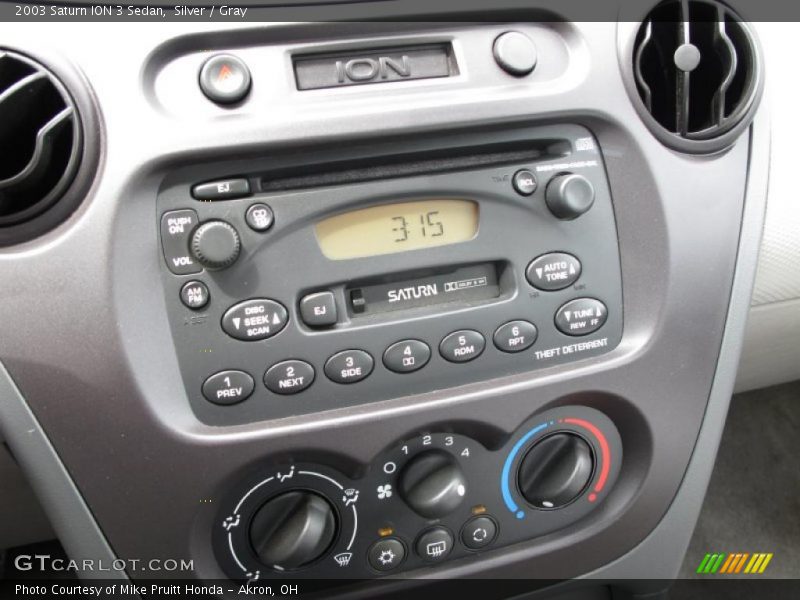 Silver / Gray 2003 Saturn ION 3 Sedan
