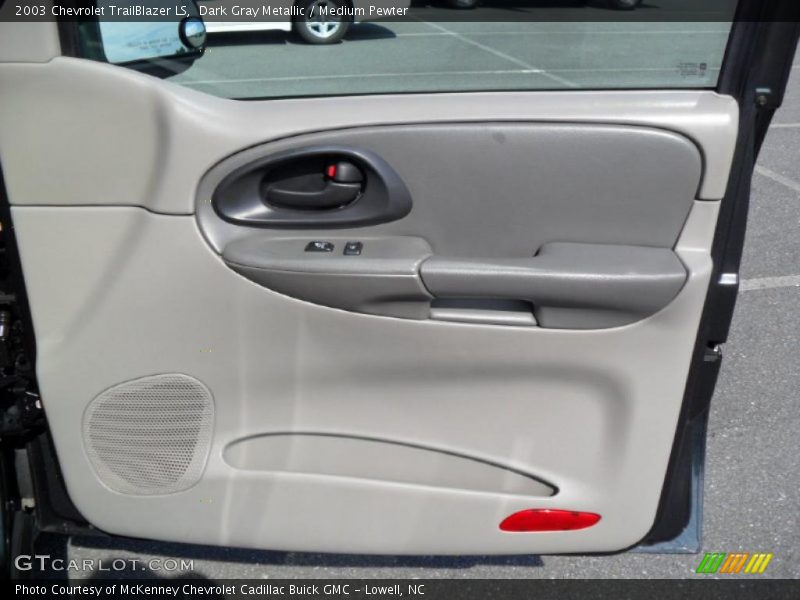 Dark Gray Metallic / Medium Pewter 2003 Chevrolet TrailBlazer LS